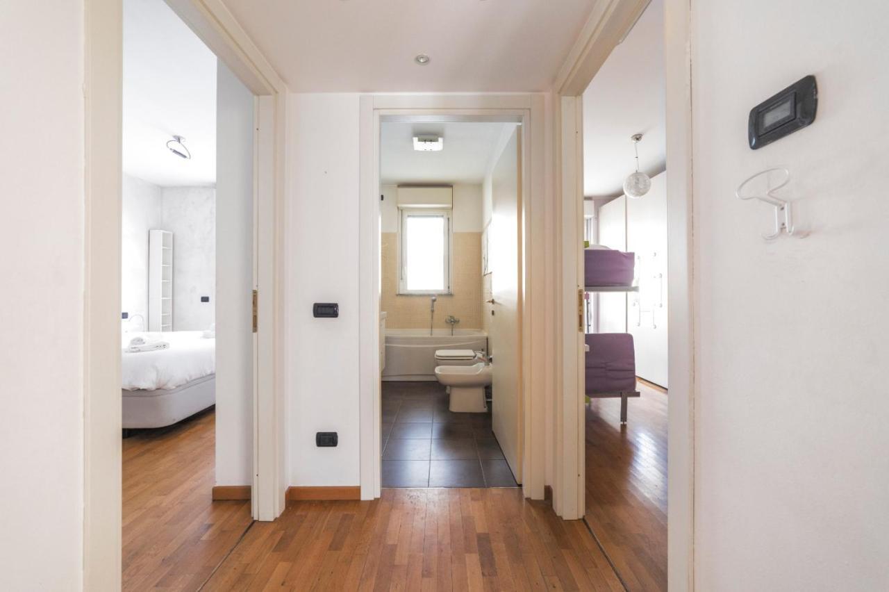 Milano Rogoredo Apartment With Garage Zewnętrze zdjęcie