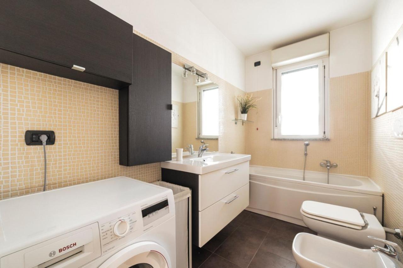 Milano Rogoredo Apartment With Garage Zewnętrze zdjęcie